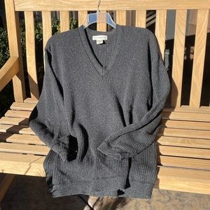 Banana Republic V-neck Wool Sweater, Grey, Size XL.